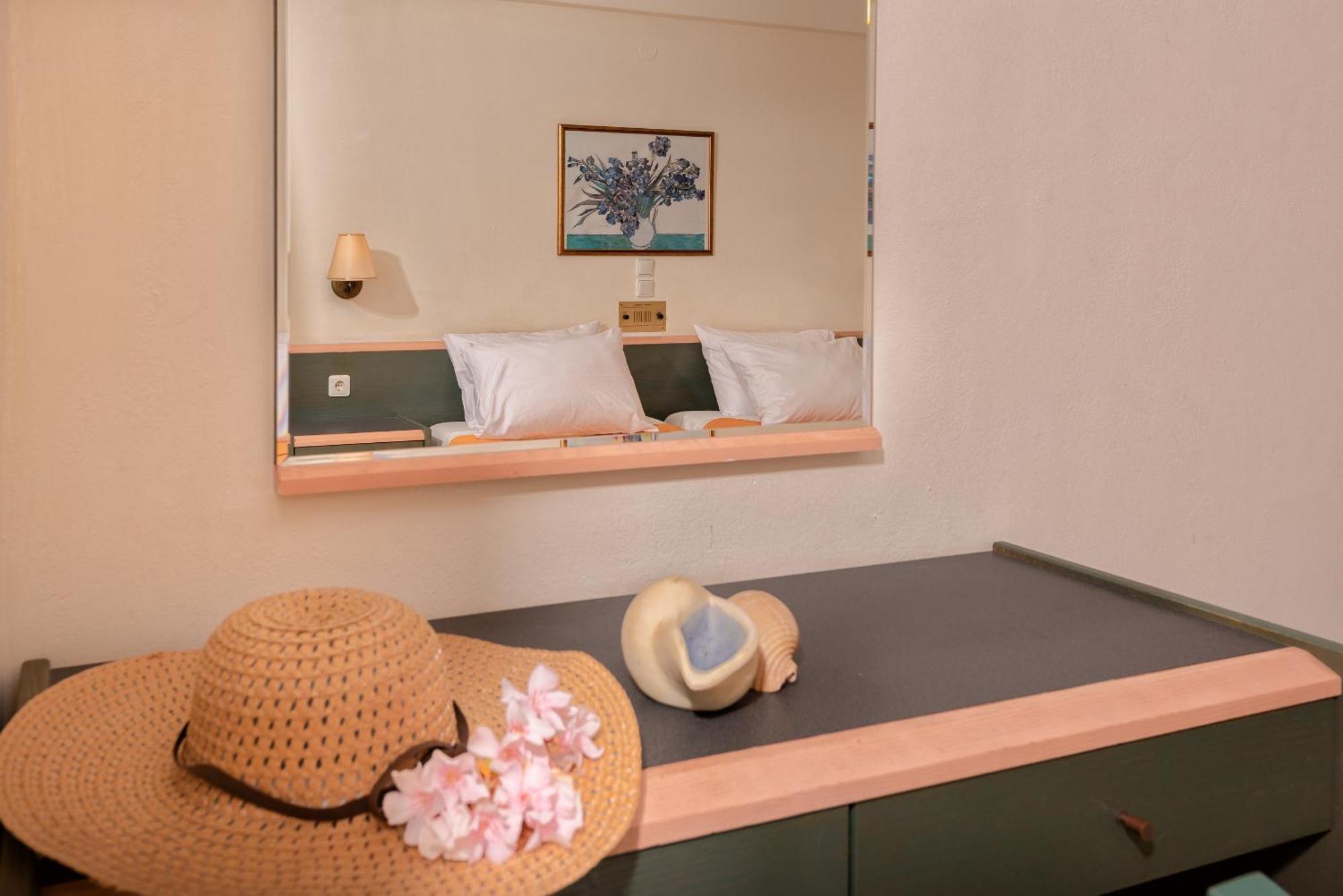 Porto Iliessa Hotel Argassi Bagian luar foto